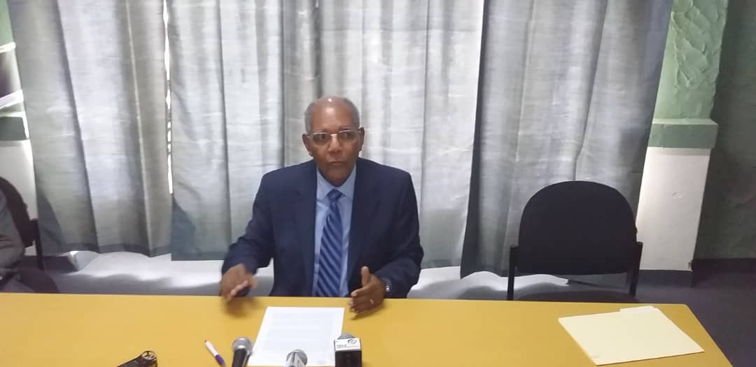 Professeur Rosny Desroches