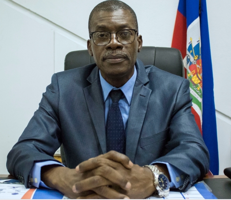 Renan Hédouville, Protecteur du Citoyen