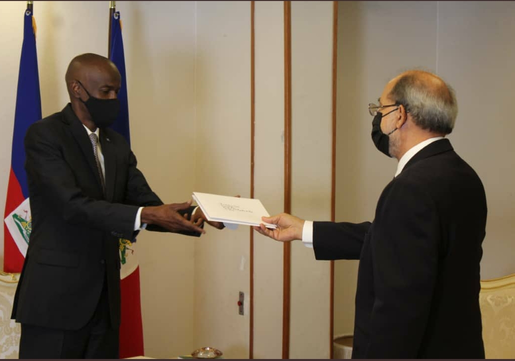 Le président Moise et l'Amb Faruk Miguel