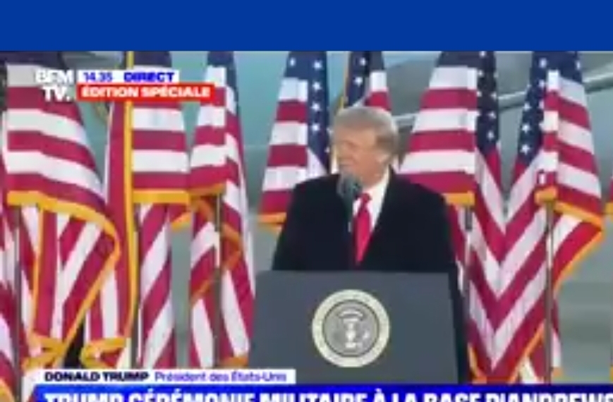 Donald Trump devant ses partisans 
