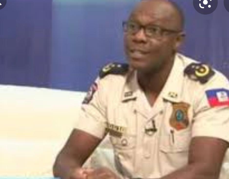 Inspecteur Carl Henry Boucher 