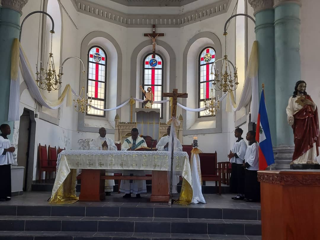 L'église St Jean Baptiste ( Miragoâne) 