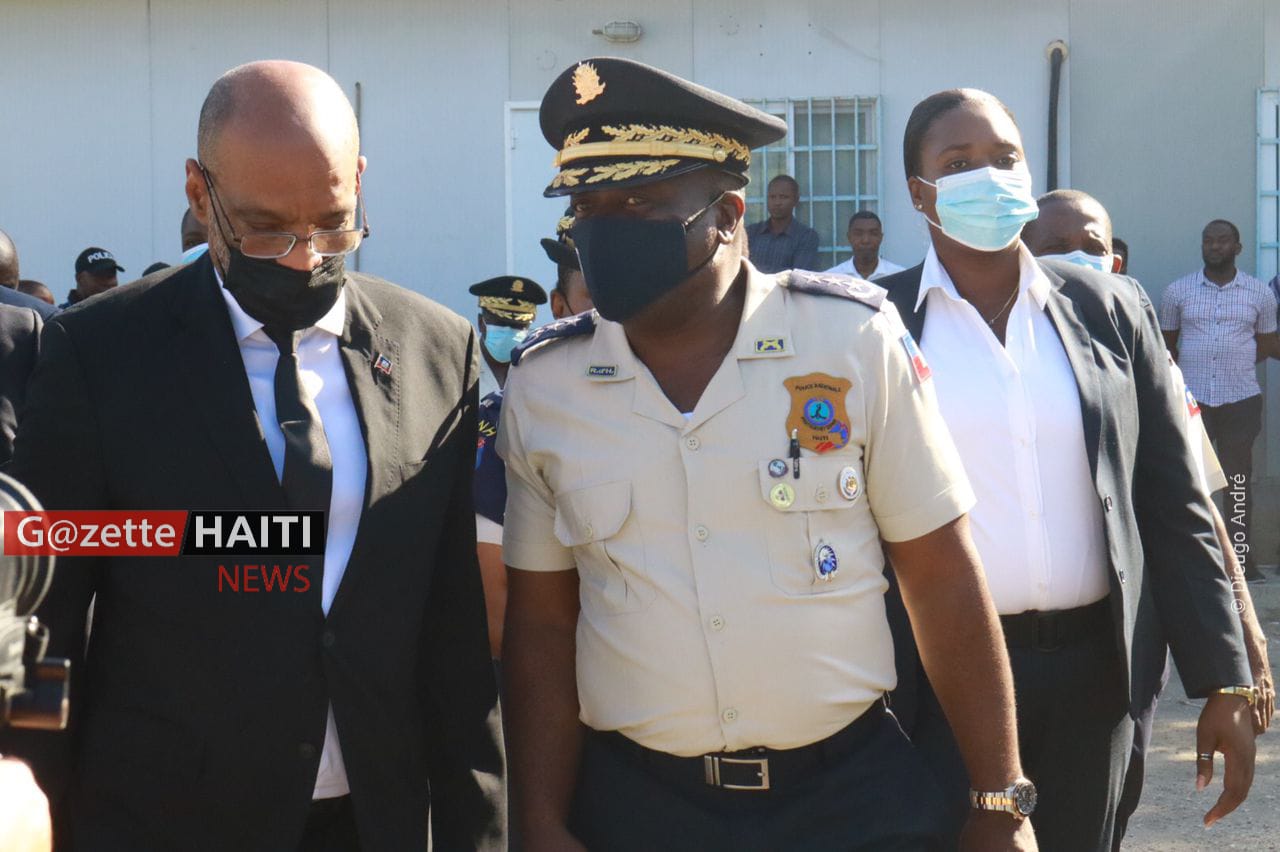 Le PM Ariel Henry et le DGPNH Frantz Elbe