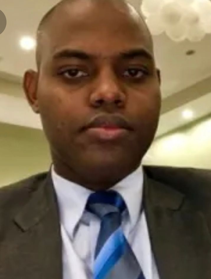 Le Dr Makindi Guerrier 