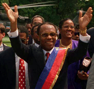 l'ancien président Jean Bertrand Aristide