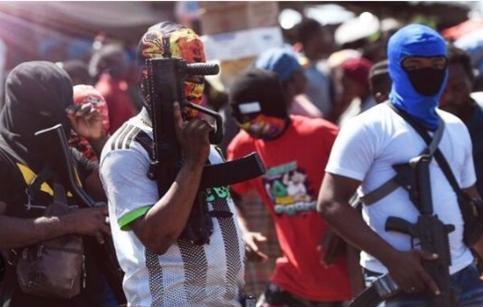 Membres de gangs en Haïti 