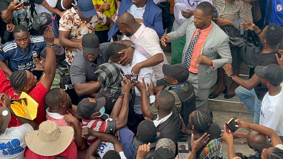 @Arnold Junior Pierre