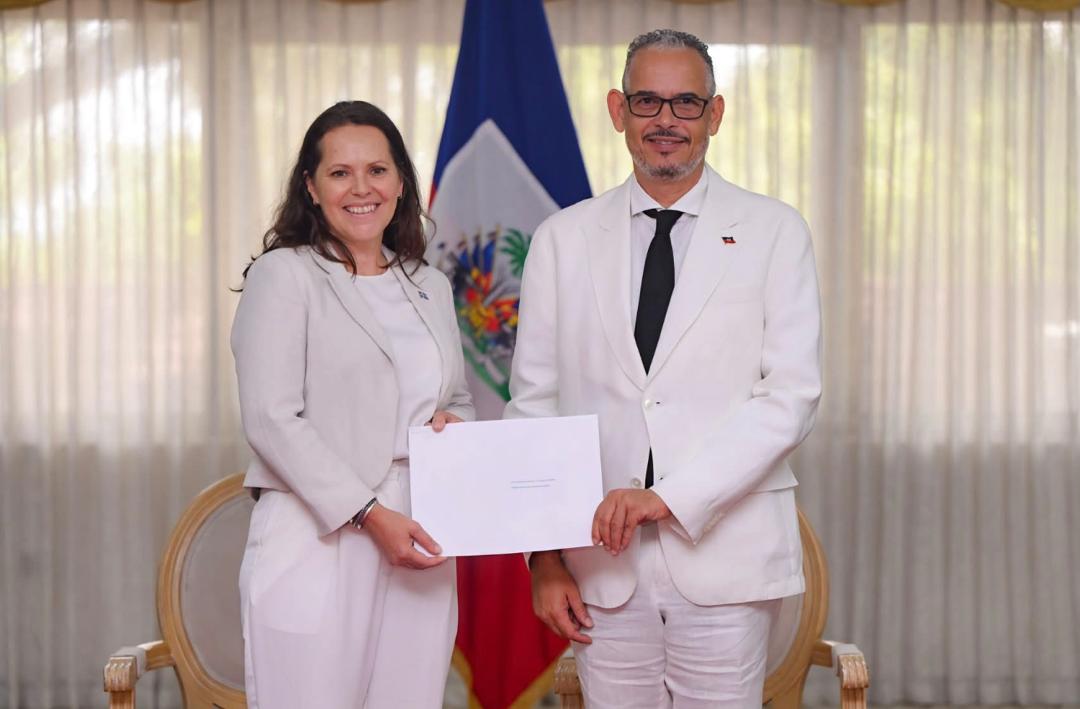Haïti-Suède: la nouvelle Ambassadrice remet ses lettres de créance au Premier ministre Alix Didier Fils-Aimé