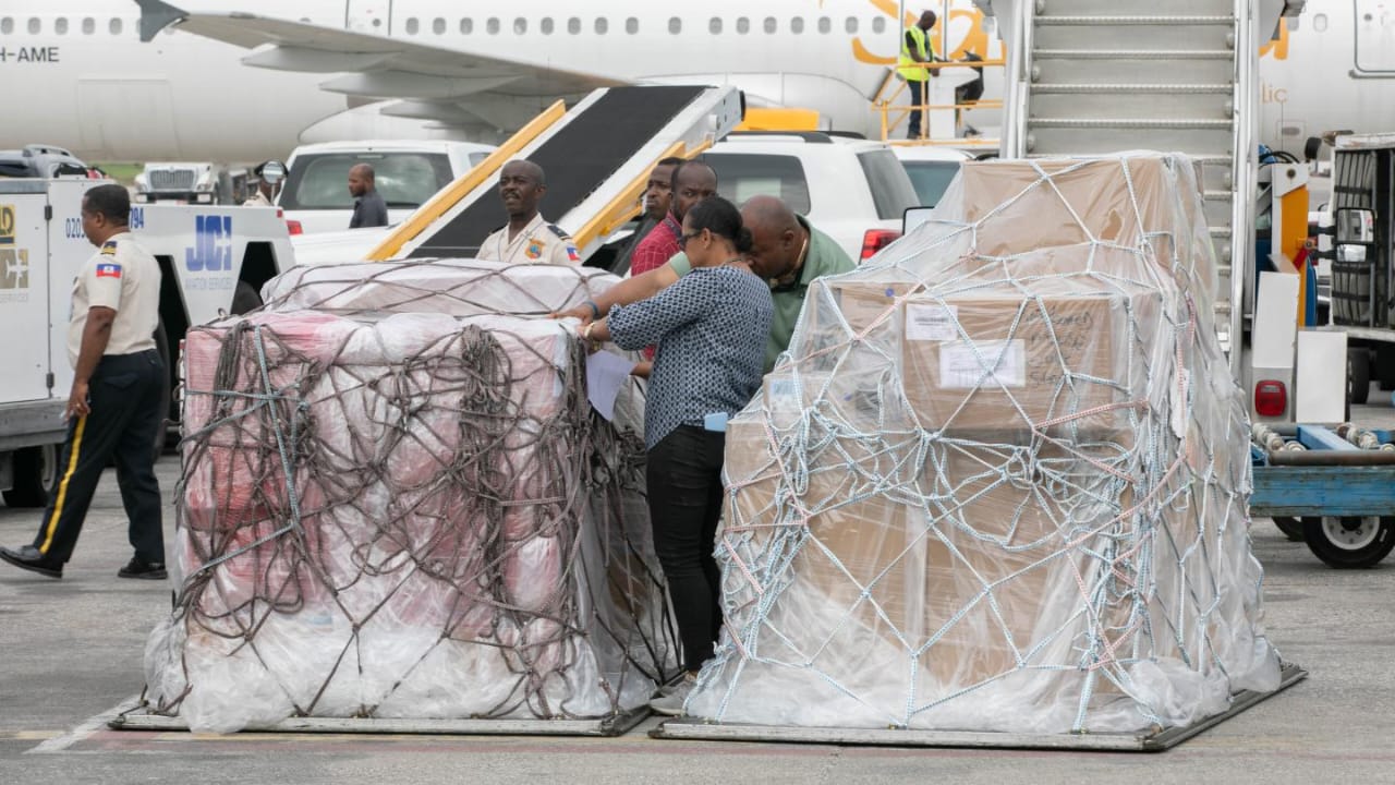 Haïti : plus de 7 millions de dollars non retracés dans un contrat d’armement