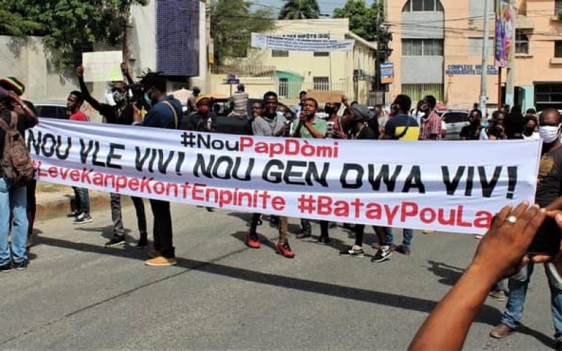 Sit-in Nou Pap Dòmi devant le MJSP (Archives) 
