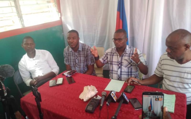 Viv Ayiti en Conférence de presse 