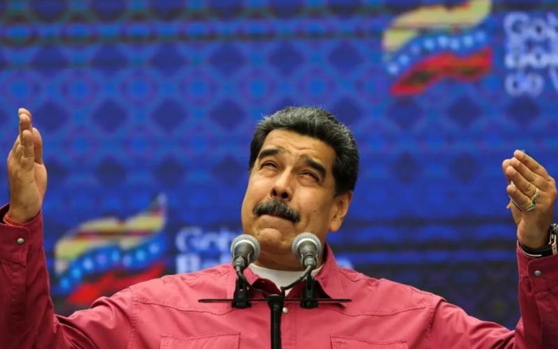 Nicolas Maduro après avoir voté (Conférence)