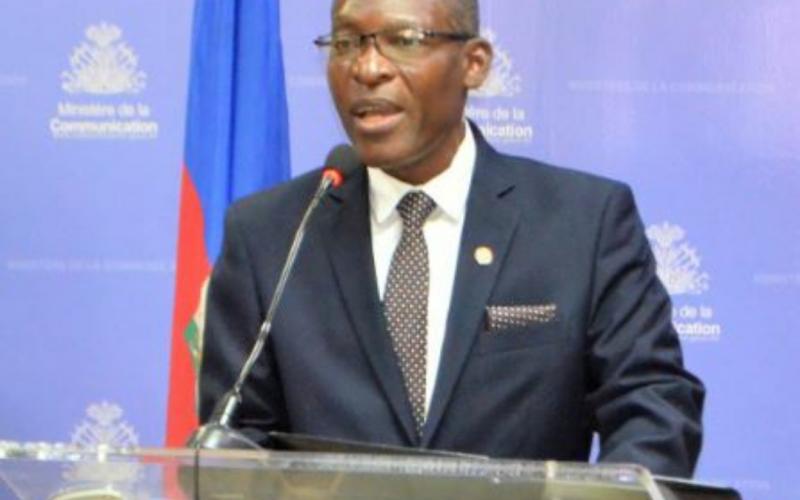 Le ministre Abner Septembre 