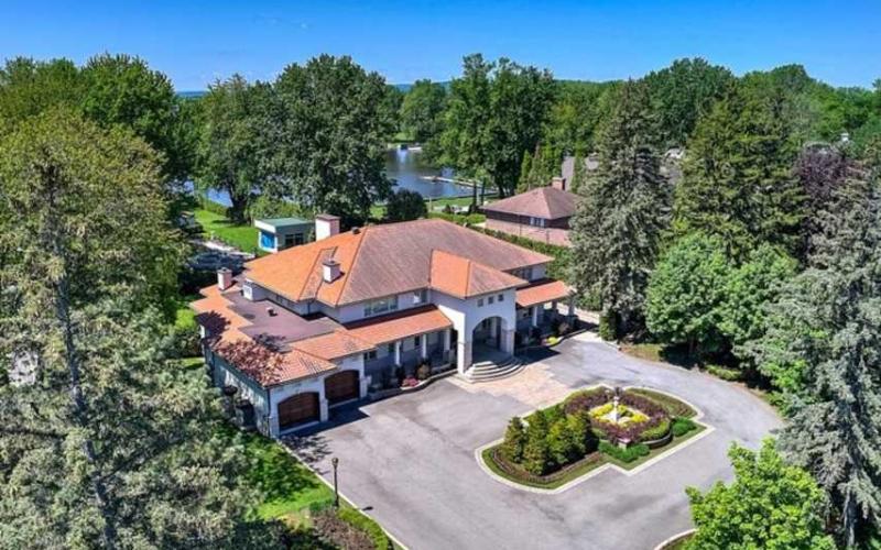 La maison du Sénateur Rony Célestin au Canada ??