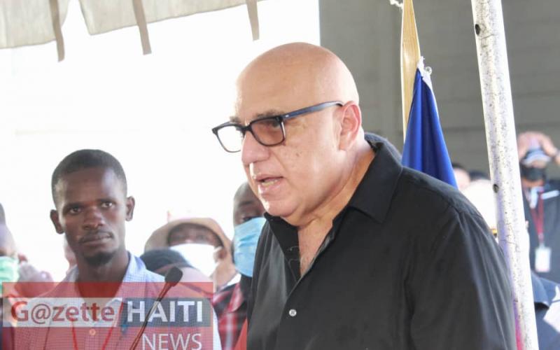 Reginald Boulos à la Universal Motors 