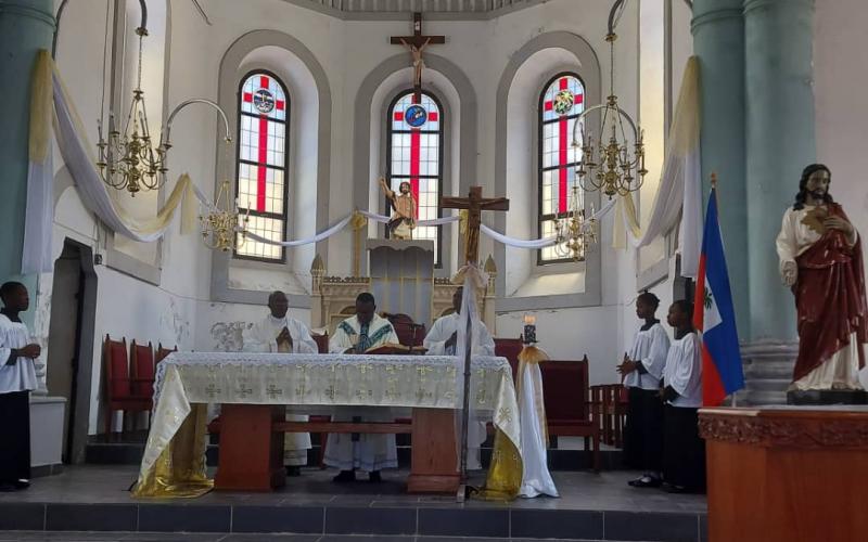 L'église St Jean Baptiste ( Miragoâne) 