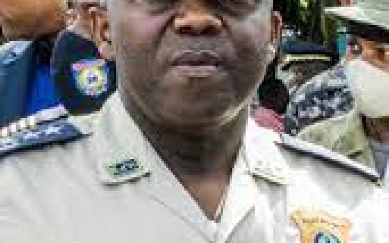 Le directeur général a.i de la PNH, Leon Charles