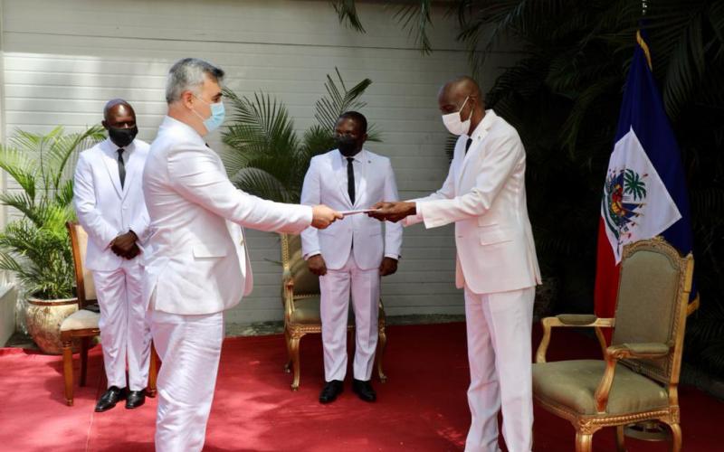@presidentJovenelMoise