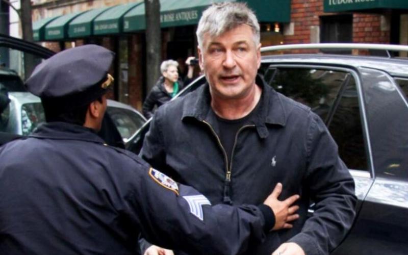  Alec Baldwin
