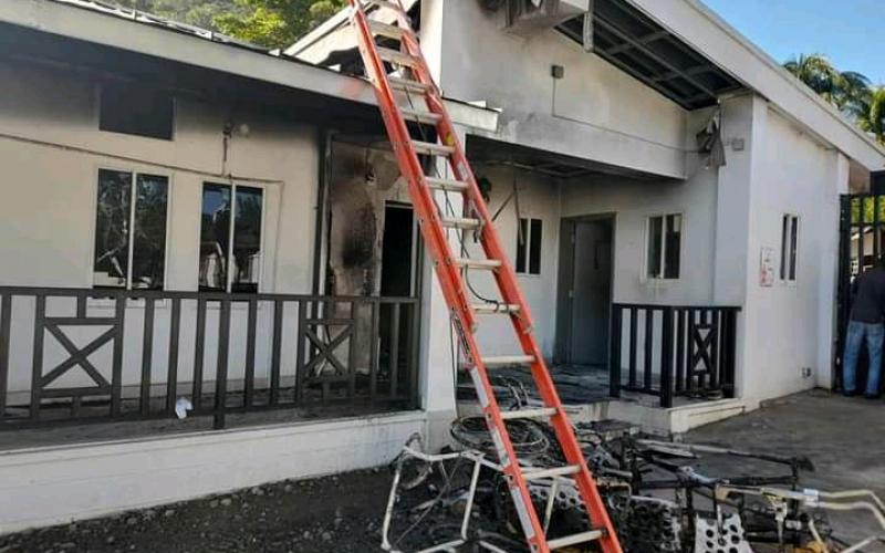 Hôpital de Milot ( incendie)