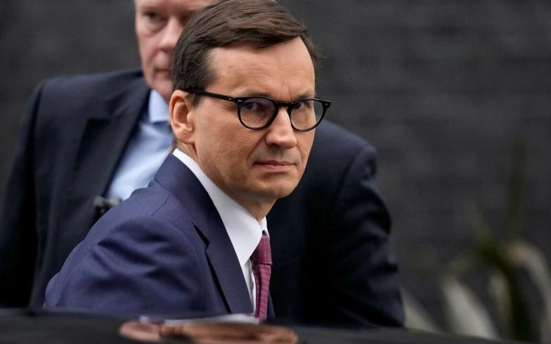 Mateusz Morawiecki (photo) source: AP - Matt Dunham
