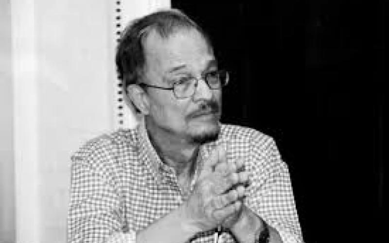 Le cinéaste Arnold Antonin