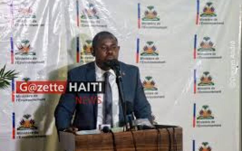 Ministre de l’Environnement, M. James CADET