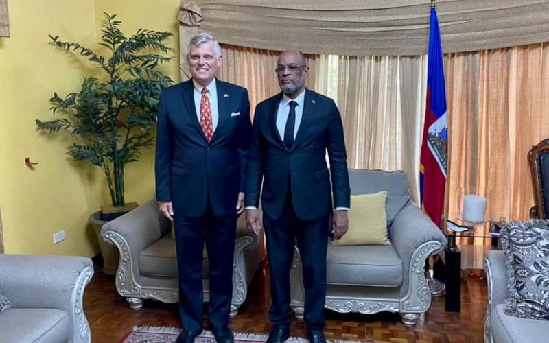 @EmbassadeUSAenHaïti