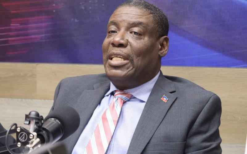 Liszt Quitel, ministre MICT