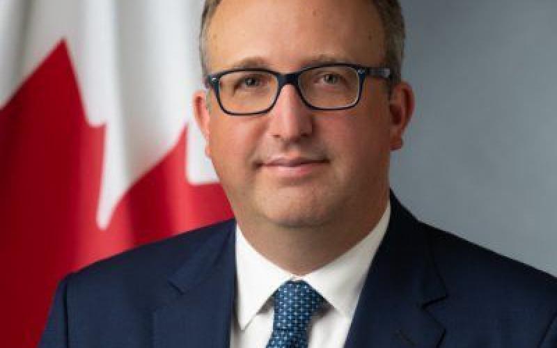 ?:Diploseb/l'ambassadeur Sébastien Carrière 