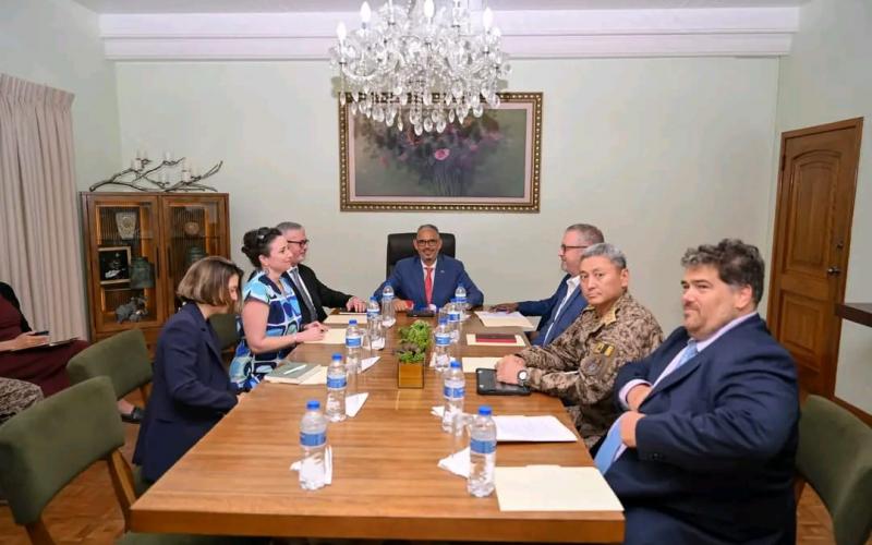 Rencontre du premier ministre avec le nouveau chargé d’affaires américain en Haïti 