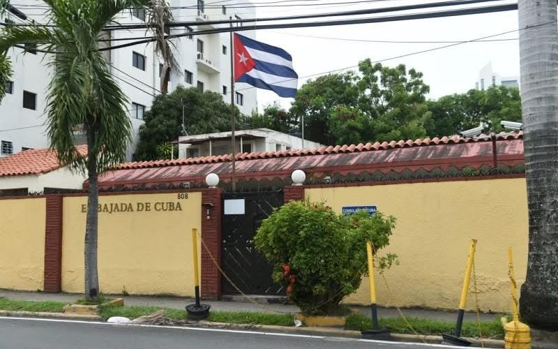 Des diplomates cubains quittent l’ambassade à Saint-Domingue à l’expiration de l’ultimatum dominicain