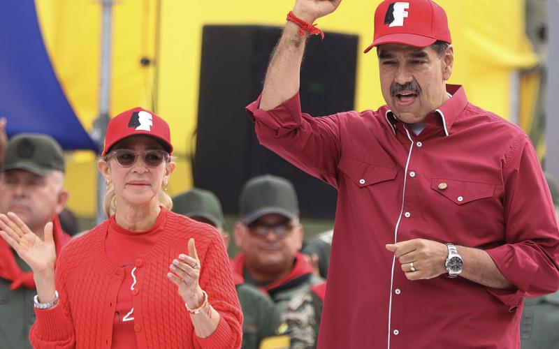 Nicolas Maduro et son épouse Cilia Flores