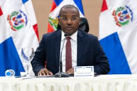 Le ministre des affaires étrangères Claude Joseph 