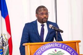 Le Ministre du Commerce et de l’Industrie James Monazard