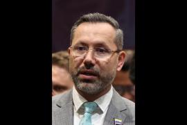 Le Ministre du Logement Jaime Andrés Beltran critiqué pour des vacances en pleine crise