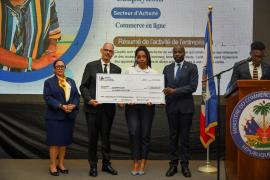 Le gouvernement débloque des financements pour 242 entrepreneurs haïtiens