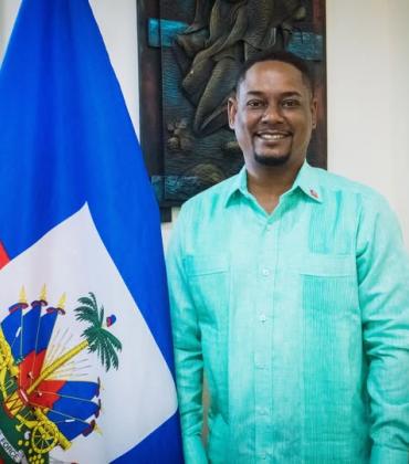 Le Ministre des Affaires Sociales et du Travail Marc-Elie Nelson