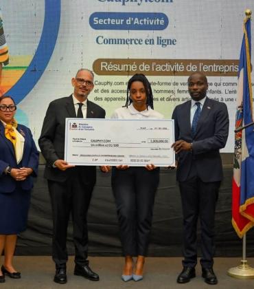 Le gouvernement débloque des financements pour 242 entrepreneurs haïtiens